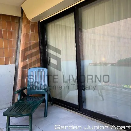 Marilia Pool Side - Group